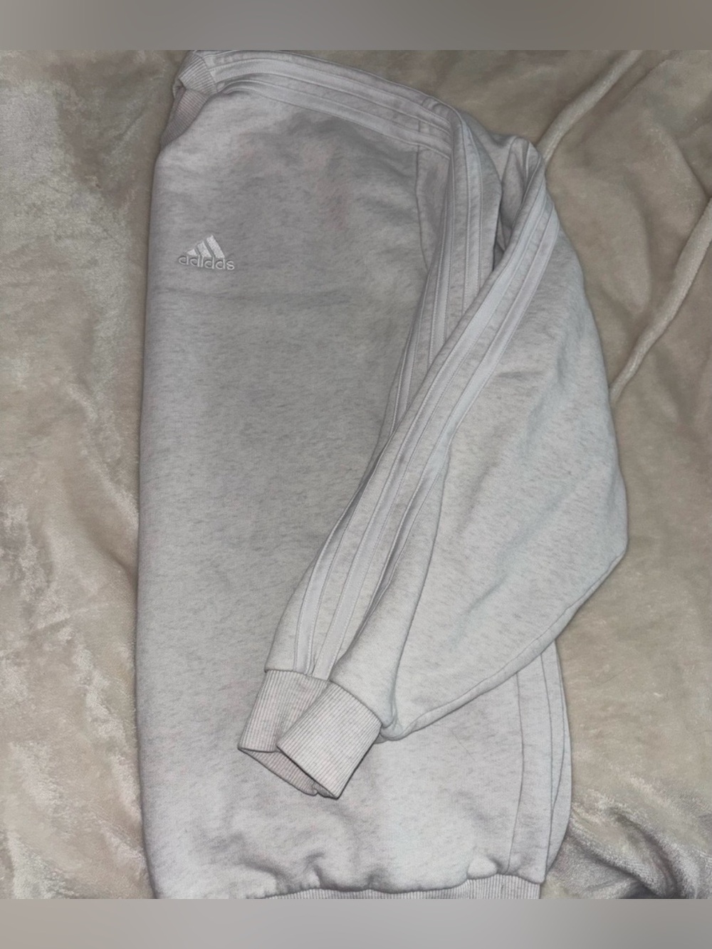 Women’s adidas sweatshirt - Picture 3 of 7
